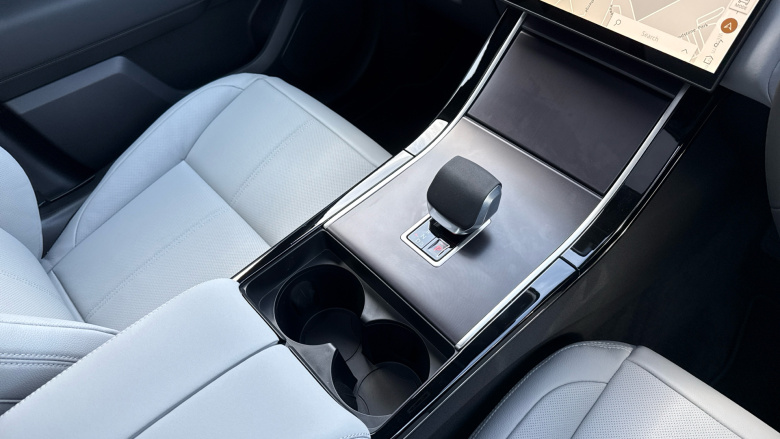 Land Rover Range Rover Velar 2.0 P400e Dynamic SE 5dr Auto Estate